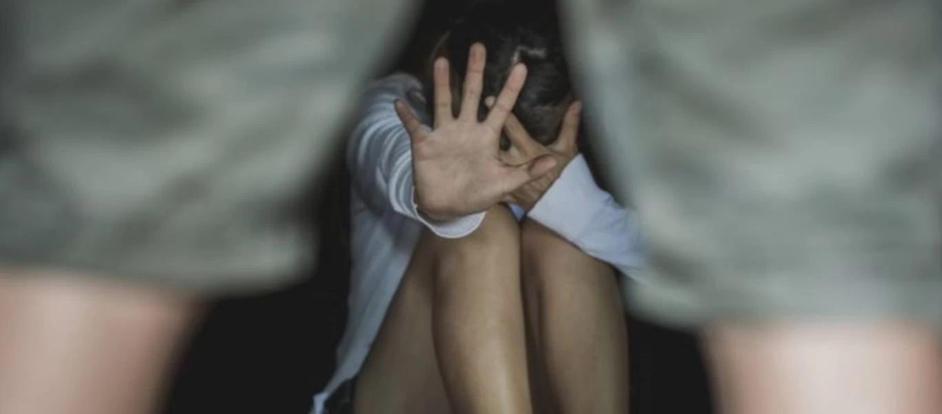 Συγκέντρωση διαμαρτυρίας στο Σύνταγμα για την 24χρονη Γεωργία - «Αδελφή μου εγώ σε πιστεύω» (βίντεο-φωτό)